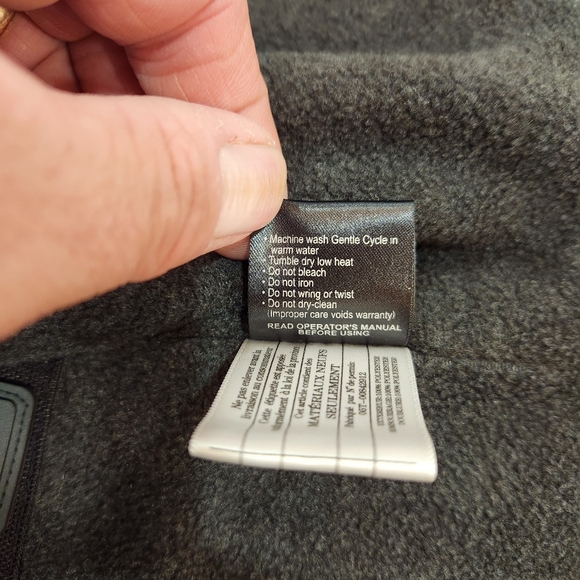 Milwaukee Mens XL M12 Heated Gear Black Vest Only Ripstop Like New Condition - Picture 10 of 13